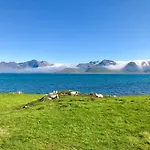Atlantic View Lofoten Tatil Evi Bostad
