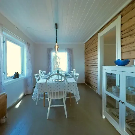 Atlantic View Lofoten Σπίτι διακοπών Bostad